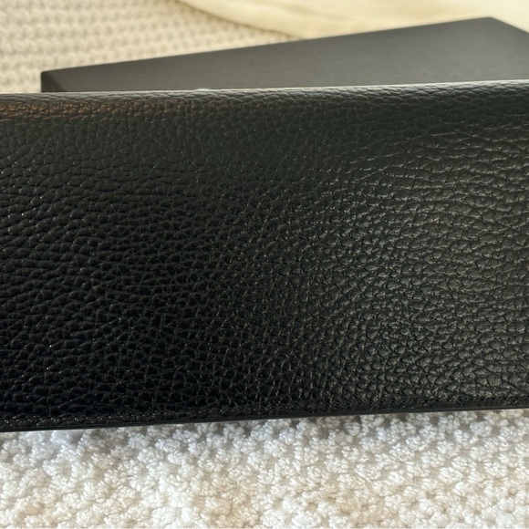 Black slim authentic Gucci leather wallet with 11 card slot holder - Picture 5 of 9